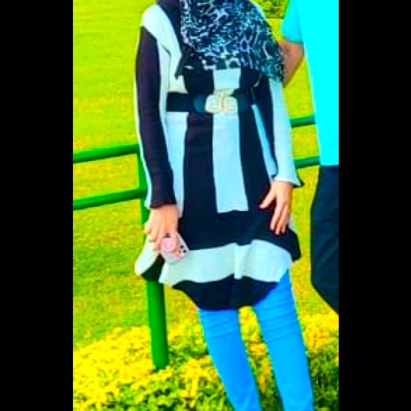 Tops - Beautiful ribbed trending stretchable top,looks absolutely stunning,